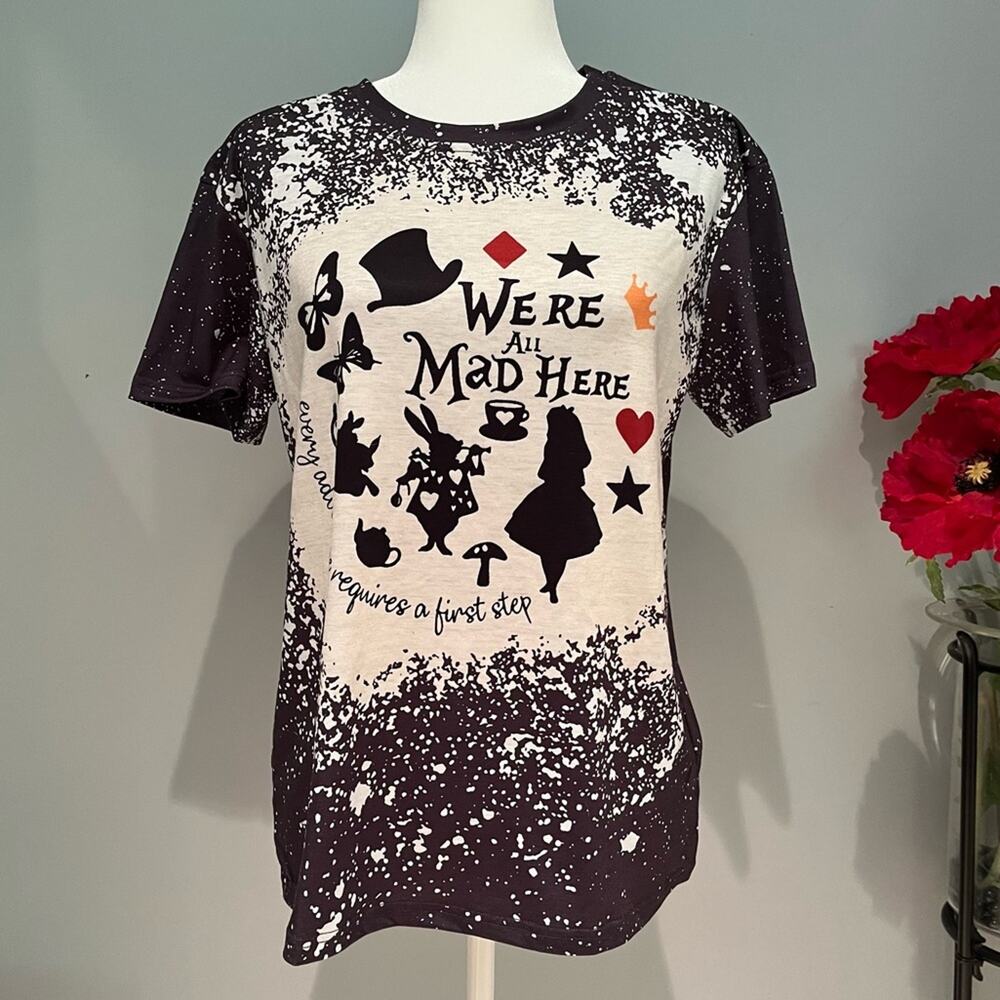NEW Alice in Wonderland We’re All Mad Here Paint Splatter Women’s T-Shir…